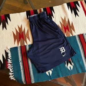 Nike Detroit Tigers shorts